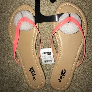 NWT✨Coral FlipFlips💖